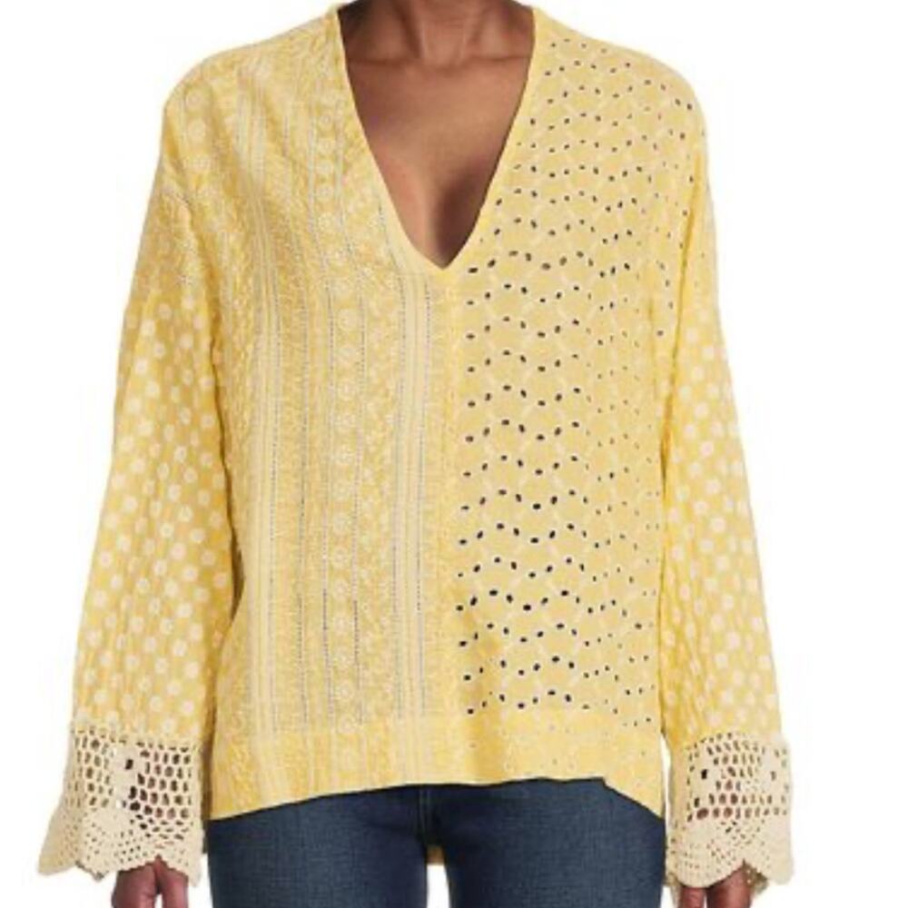Area Stars Luna Top Medium Yellow Eyelet Crochet V-Neck Floral Feminine Chic New